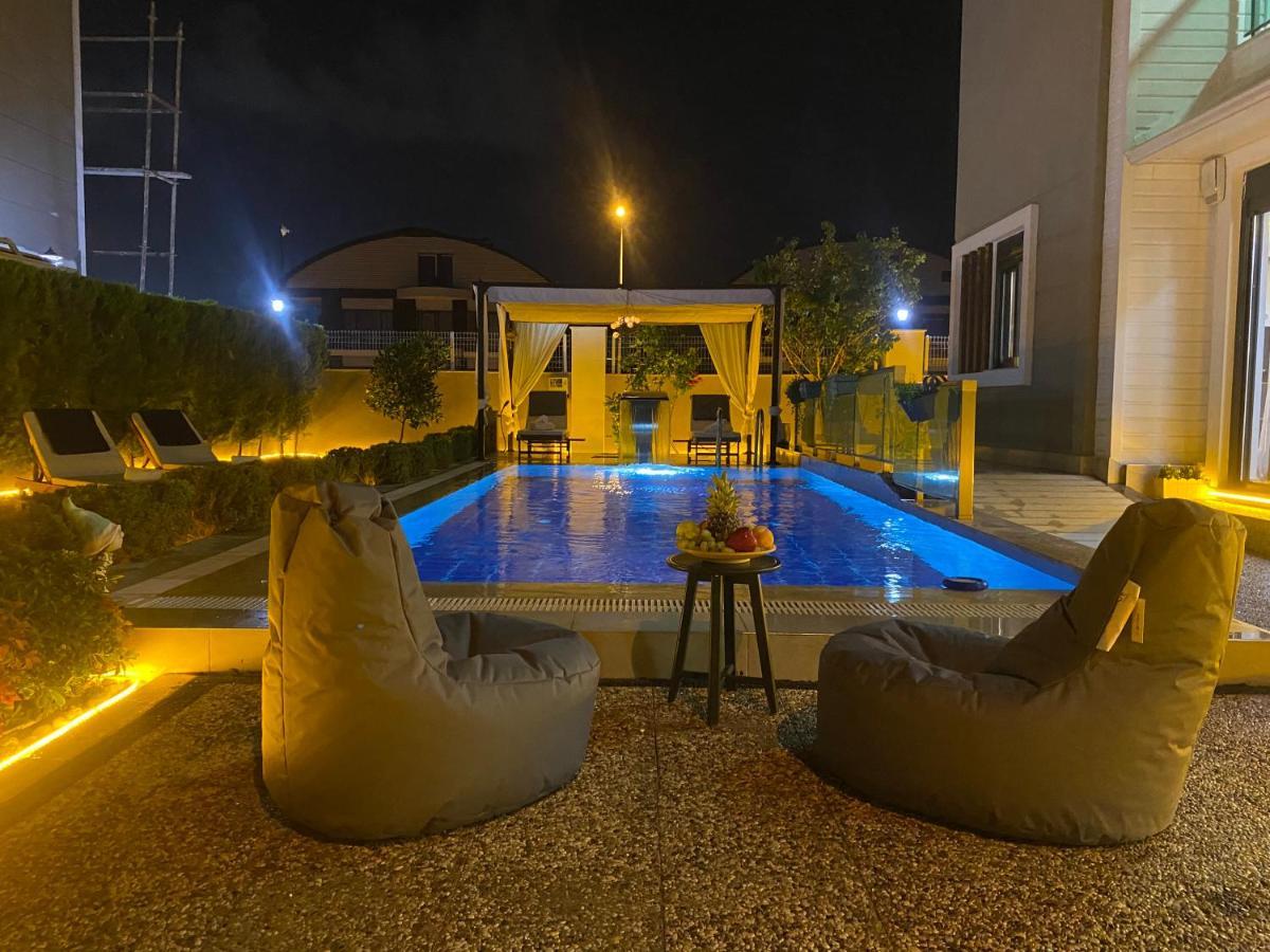 Villa Annabèll1 Havuzlu Jakuzili Triplex Lux villa Belek Dış mekan fotoğraf