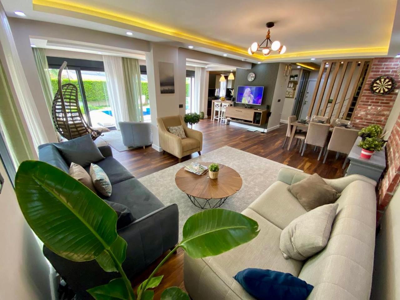 Villa Annabèll1 Havuzlu Jakuzili Triplex Lux villa Belek Dış mekan fotoğraf