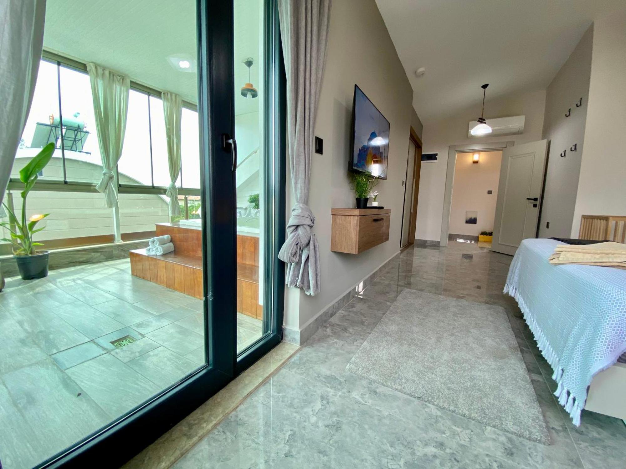 Villa Annabèll1 Havuzlu Jakuzili Triplex Lux villa Belek Dış mekan fotoğraf