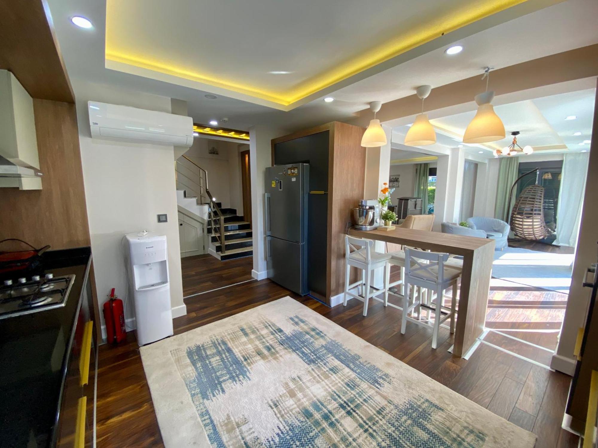 Villa Annabèll1 Havuzlu Jakuzili Triplex Lux villa Belek Dış mekan fotoğraf