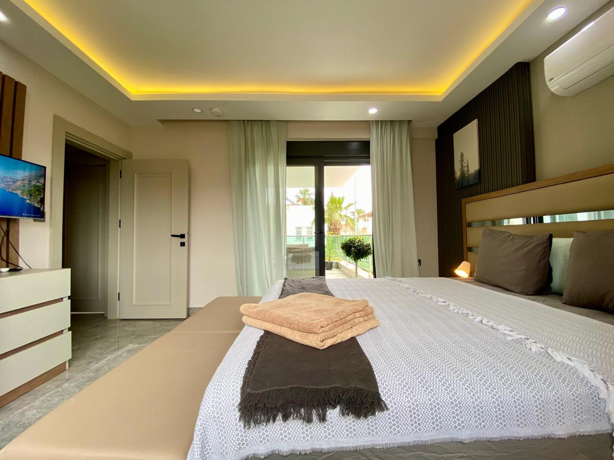Villa Annabèll1 Havuzlu Jakuzili Triplex Lux villa Belek Dış mekan fotoğraf