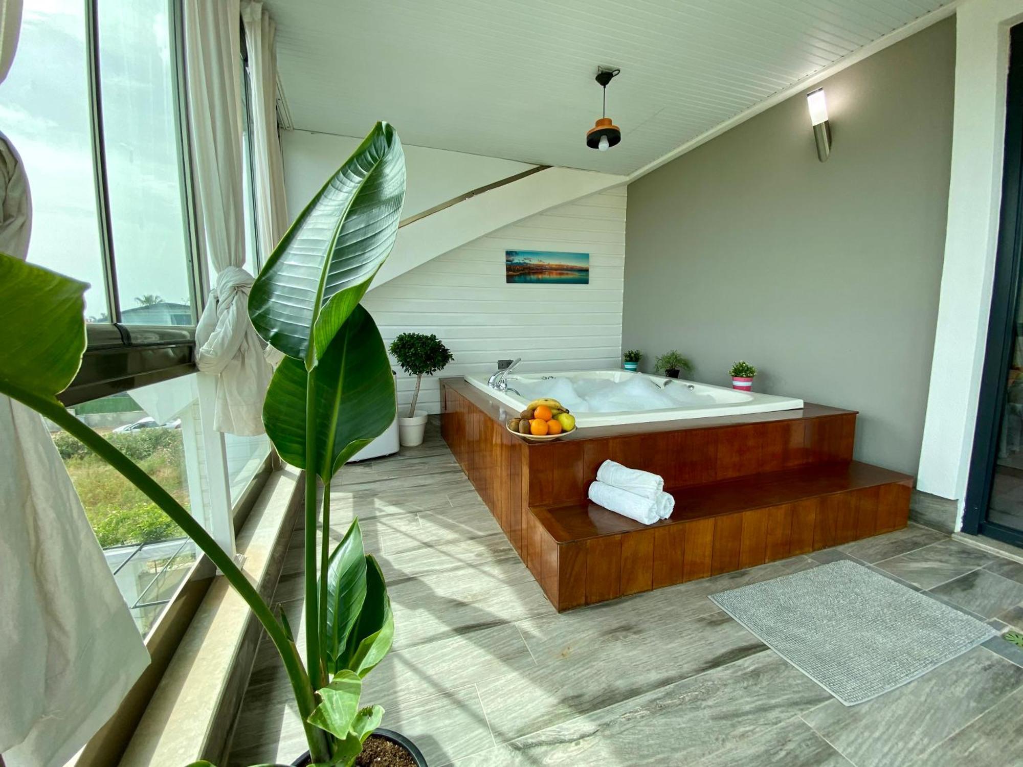 Villa Annabèll1 Havuzlu Jakuzili Triplex Lux villa Belek Dış mekan fotoğraf