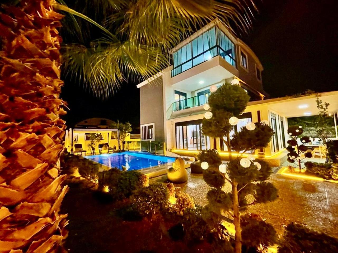 Villa Annabèll1 Havuzlu Jakuzili Triplex Lux villa Belek Dış mekan fotoğraf