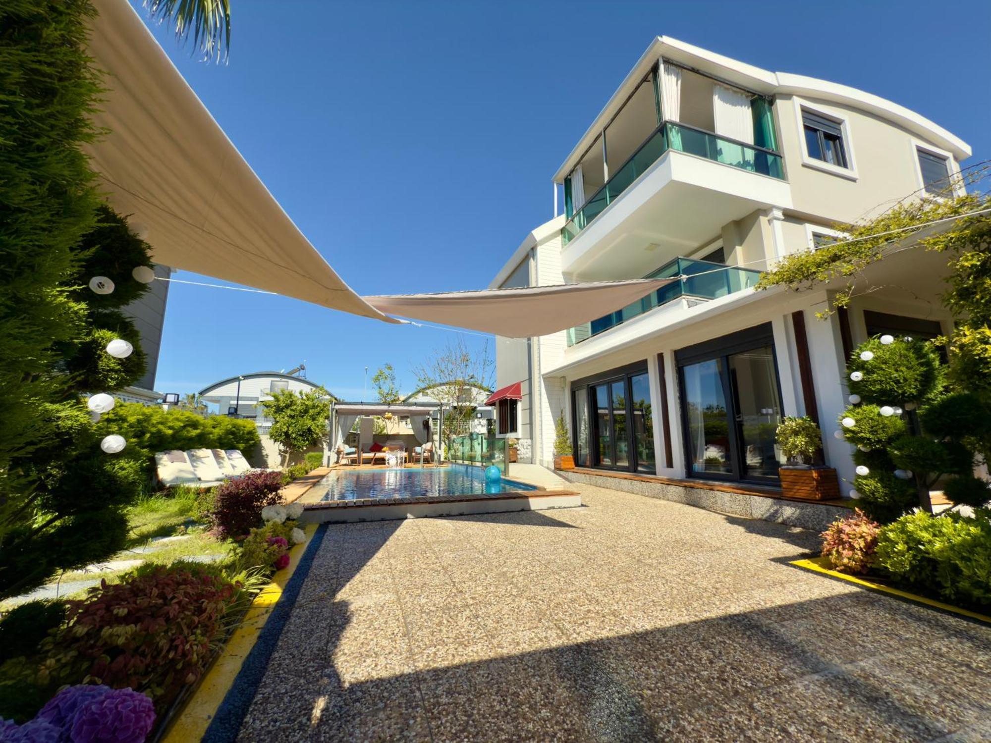 Villa Annabèll1 Havuzlu Jakuzili Triplex Lux villa Belek Dış mekan fotoğraf